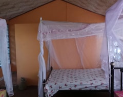 Hotel Selous Ngalawa Camp (Matambwe, Tanzania)
