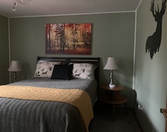 Entire House / Apartment Cabin Life (McGregor, USA)