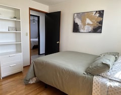 Entire House / Apartment Beautiful Centrally Located Home. (Yakima, USA)