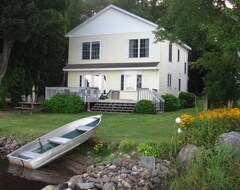 Toàn bộ căn nhà/căn hộ Lakefront Home In East Haddam, Connecticut - Peaceful - Crystal Clear Lake (East Haddam, Hoa Kỳ)