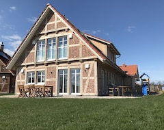 Toàn bộ căn nhà/căn hộ New 5-Star Luxury Half-Timbered House In A Perfect Location (Kalkhorst, Đức)