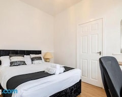 Hele huset/lejligheden 3 Bedroom House With Modern Interior, Close To The Etihad Stadium (Manchester, Storbritannien)