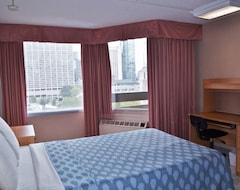 Hotel Chestnut Residence And Conference Centre (Toronto, Canada)