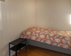 Entire House / Apartment Apartment Gurevika (fjh663) In Huglo - 6 Persons, 3 Bedrooms (Austrheim, Norway)