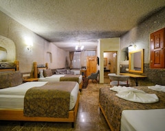 Hotel Cave Saksagan (Göreme, Turquía)