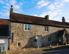 Toàn bộ căn nhà/căn hộ The Little Chantry 14th Century Cottage Hot Tub Pet Friendly (Thornborough, Vương quốc Anh)