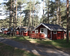 Hotel Raet Camping (Færvik, Noruega)