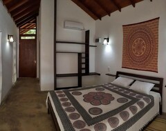 Khách sạn Sat Nam Village Eco-hotel (Sigiriya, Sri Lanka)