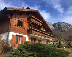 Toàn bộ căn nhà/căn hộ Mountain Chalet With Pool & Stunning Views, Close To Skiing & Summer Activities (Mieussy, Pháp)