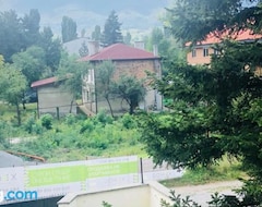 Koko talo/asunto Cosy, Quiet House With Vitosha View Near Paradise (Sofia, Bulgaria)