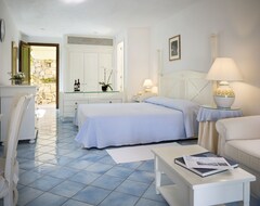 Hotel Club  Baia Sardinia (Baja Sardinia, Italy)