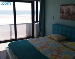 Casa/apartamento entero T1 De Luxo Frente Ao Mar (Vila Praia de Ancora, Portugal)