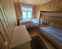 Koko talo/asunto Northern Lights Guest House (Storuman, Ruotsi)