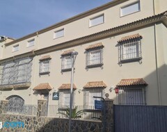 Hostel ALBERGUE LA TIÑOSA (Priego de Córdoba, Spain)