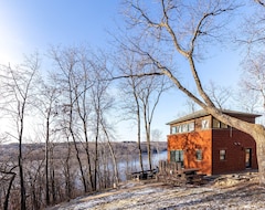 Hele huset/lejligheden Weekend Getaway In A Treehouse On The St. Croix River (River Falls, USA)
