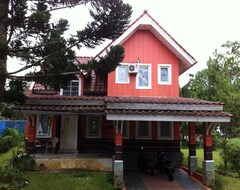 Khách sạn Villa Bukit Danau Lot 12 (Cianjur, Indonesia)