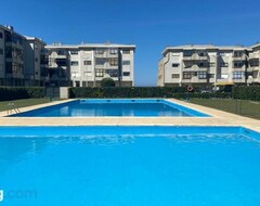 Toàn bộ căn nhà/căn hộ Beachfront Apartment With Sea View (Vila do Conde, Bồ Đào Nha)