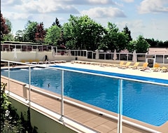 Toàn bộ căn nhà/căn hộ Homerez - Villa For 6 Ppl. With Swimming-pool, Sauna And Garden At Écuras (Écuras, Pháp)