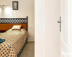 Hotelli Apartamienty S 2-mia Spalniami V Santa Maria (Adeje, Espanja)
