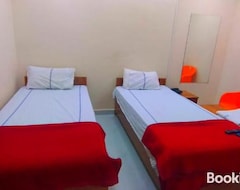 Khách sạn Sneha Inn (Karimnagar, Ấn Độ)