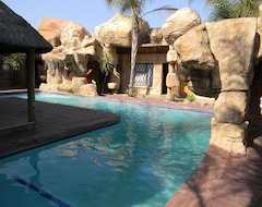 Toàn bộ căn nhà/căn hộ African Cave Lodge (Hammanskraal, Nam Phi)