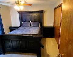 Entire House / Apartment Stewart House With Hot Tub And 3 Bedroom (Tickfaw, USA)