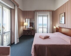 Hotelli Hotel Esplanade (Pescara, Italia)