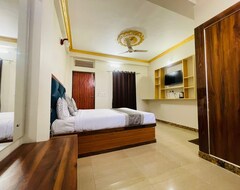 Khách sạn Hotel Boss Palace (Mysore, Ấn Độ)