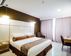 Hotelli Sfera Hotel (Seri Manjung, Malesia)