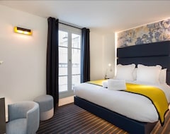 Hotel Scarlett (Paris, France)