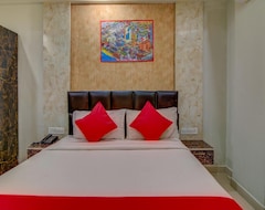 Khách sạn OYO 11915 Varcity Park (Bengaluru, Ấn Độ)