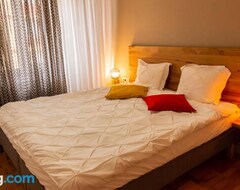 Cijela kuća/apartman Cosy 2-bedroom Flat - Fully Equipped (Resita, Rumunjska)