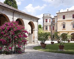 Toàn bộ căn nhà/căn hộ Venetian Villa Fully Staffed With Pool, Tennis Court In 3 Hectar Garden (Este, Ý)