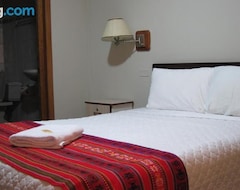 premium plaza hotel (Puno, Peru)