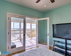 Cijela kuća/apartman Luxurious Waterfront Retreat With Private Pier! (Georgetown, Sjedinjene Američke Države)