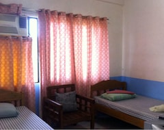 Khách sạn Qben Apartments & Lodge (Tandag, Philippines)