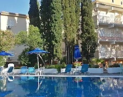 Hotel Ipsos Beach (Ipsos, Greece)