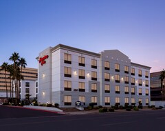 Khách sạn Hampton Inn Phoenix - Biltmore (Phoenix, Hoa Kỳ)