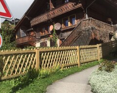 Cijela kuća/apartman Cosy Old Swiss Mountain Chalet With Sauna In Gryon And Garden (Gryon, Švicarska)