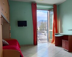 Toàn bộ căn nhà/căn hộ Cozy 2-bedroom Apartment In Awesome San Giorgio A Liri With Wifi (San Giorgio a Liri, Ý)