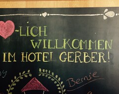 Khách sạn Hotel Gerber (Hösbach, Đức)