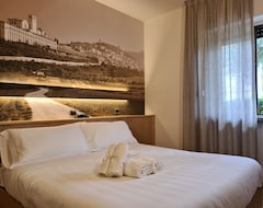 Hotel Cladan (Assisi, Italy)