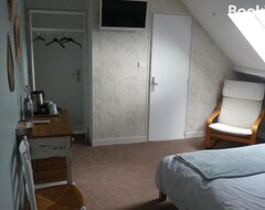 Bed & Breakfast Le clos fleuri - Chambres d'hotes (Onzain, Ranska)