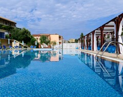 Otel Marina Apartments (Agios Gordios, Yunanistan)
