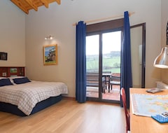 Toàn bộ căn nhà/căn hộ House In Meruelo For 8 With Private Pool, 5 Minutes From The Beaches Of Noja, Isla (Meruelo, Tây Ban Nha)