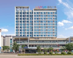 Kyriad Marvelous Hotel Guigang Wuyue Plaza High-speed Railway Station (Guigang, China)