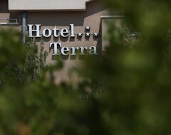 Khách sạn Hotel Terra (Novalja, Croatia)
