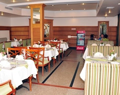 Hotelli Holiday Cherai (Kochi, Intia)
