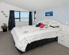 Casa/apartamento entero Stunning, Stylish, Beachfront, 3 Level Home, With Gorgeous Views (Tauranga, Nueva Zelanda)
