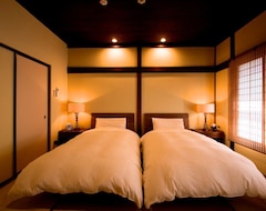 Bed & Breakfast Kazueya (Kanazawa, Japani)